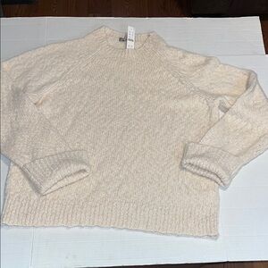 NWT-J. Crew-L-Cream-Crew Neck,Ribbed Detail,alpaca blend, cozy, preppy, sweater.